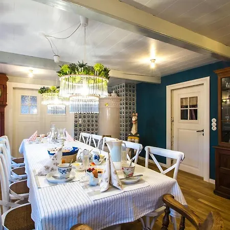 Friesin Bed & Breakfast